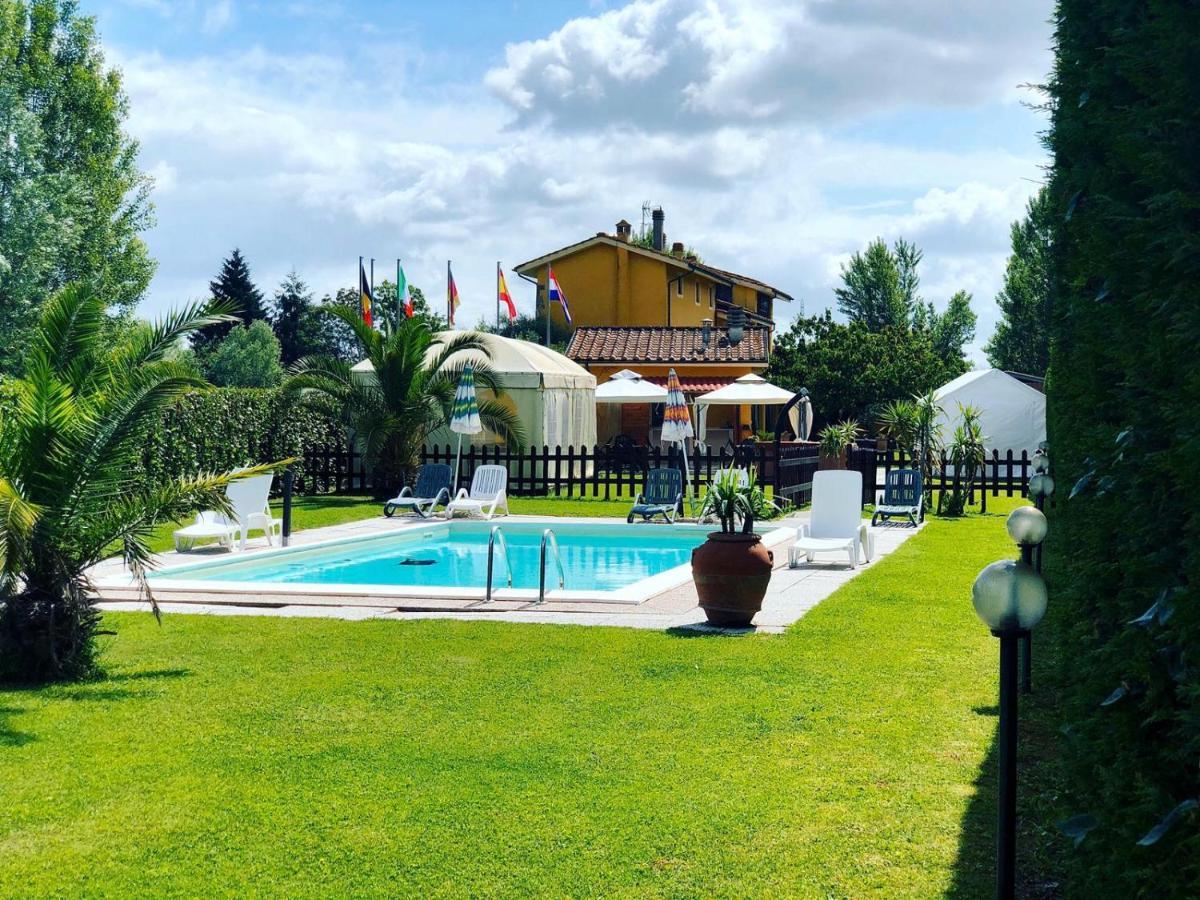 Agriturismo La Conte Лукка Екстер'єр фото